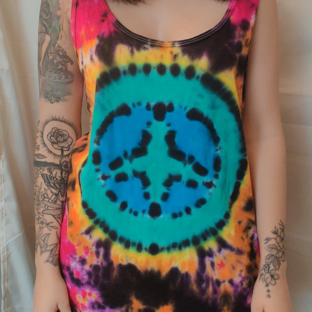 Hand MadeTie-Dye Peace Sign Tank Top